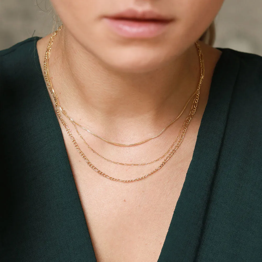 Baby Curb Chain Necklace / 18K Solid Gold (40cm)
