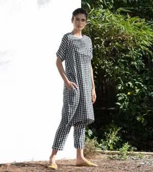 Khara Kapas Hellebore Checkered Tunic & Pants Set